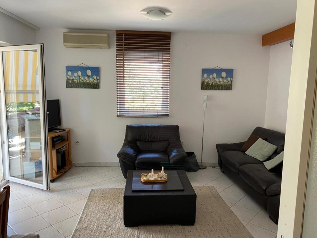 Casa Rosa Apartment บานโจเล ภายนอก รูปภาพ